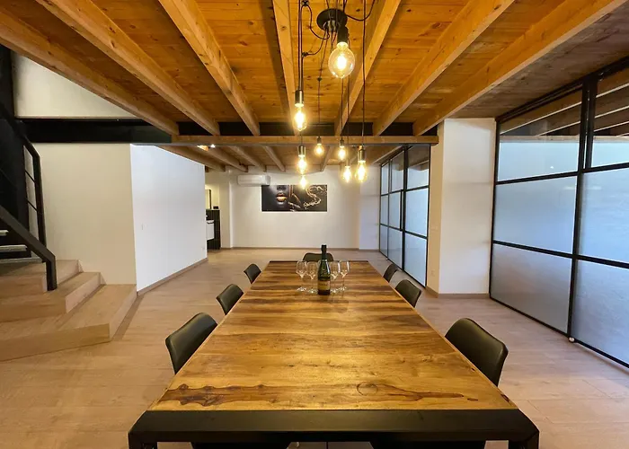 Manresa Industrial Home