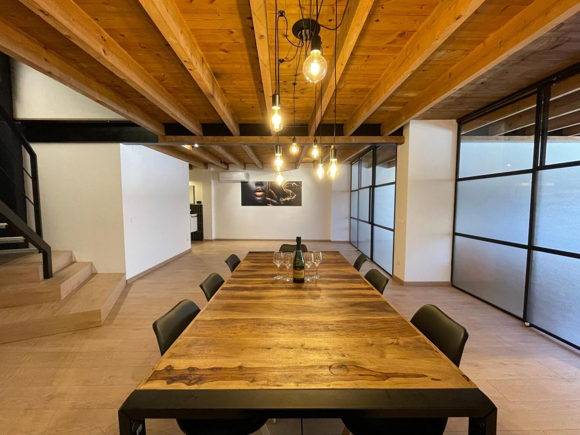 Industrial Apartment *
